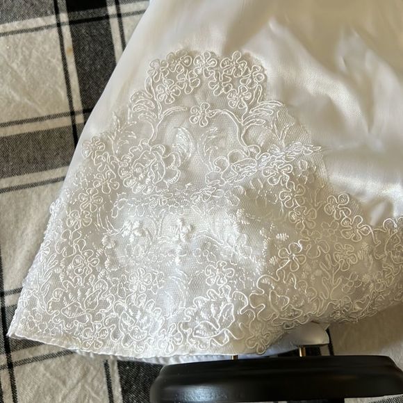 Danbury Mint Kate Middleton Porcelain Royal Bride Doll Commemorative Edition - Picture 4 of 16